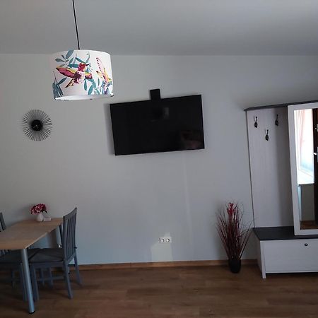 Lapiu Ola Leilighet Utena Eksteriør bilde