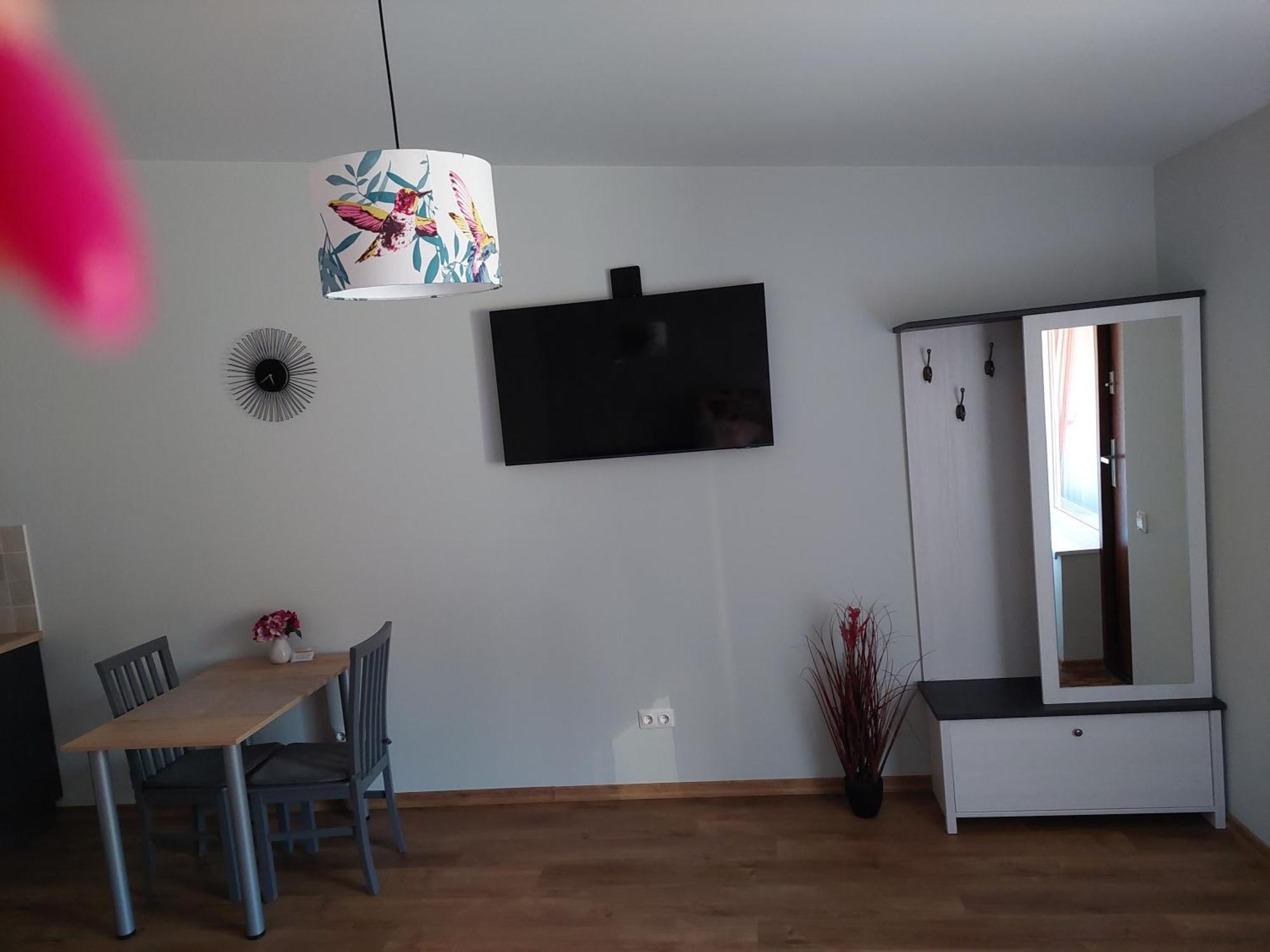 Lapiu Ola Leilighet Utena Eksteriør bilde